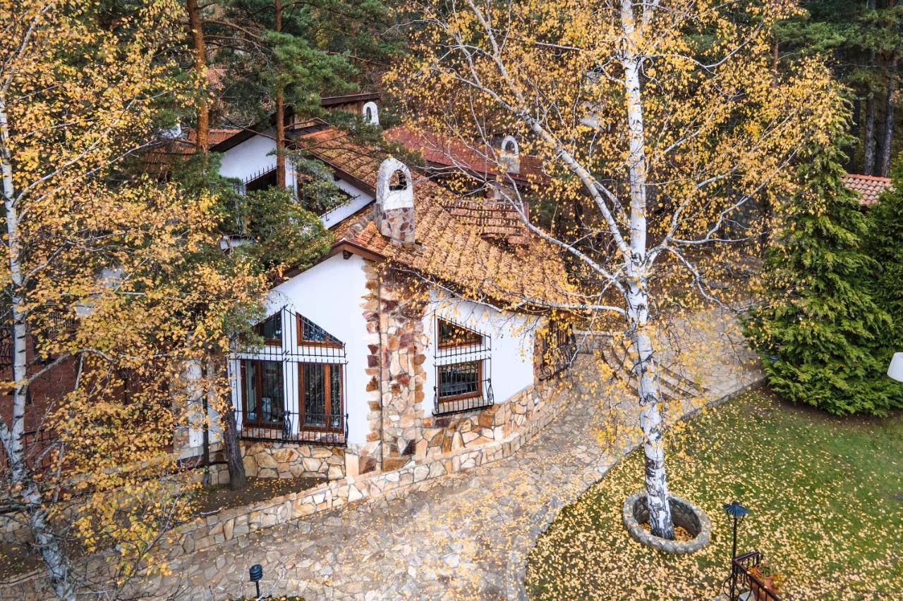 Villa Anna Luxury Lake Residence Shtarkelovo Gnezdo Exterior photo